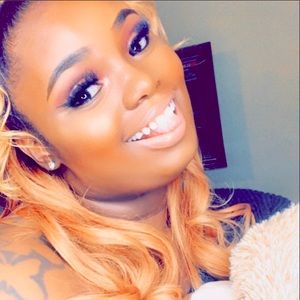 Meet your Posher, Marci